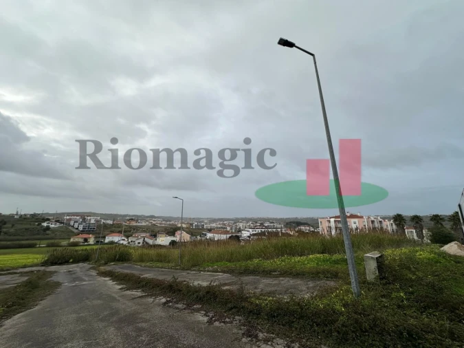 Terreno para Venda em Lourinhã e Atalaia Foto 5