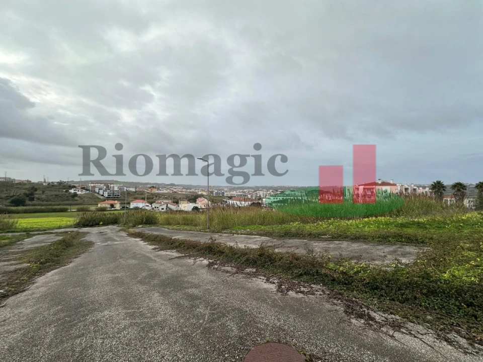 Terreno para Venda em Lourinhã e Atalaia Foto 1