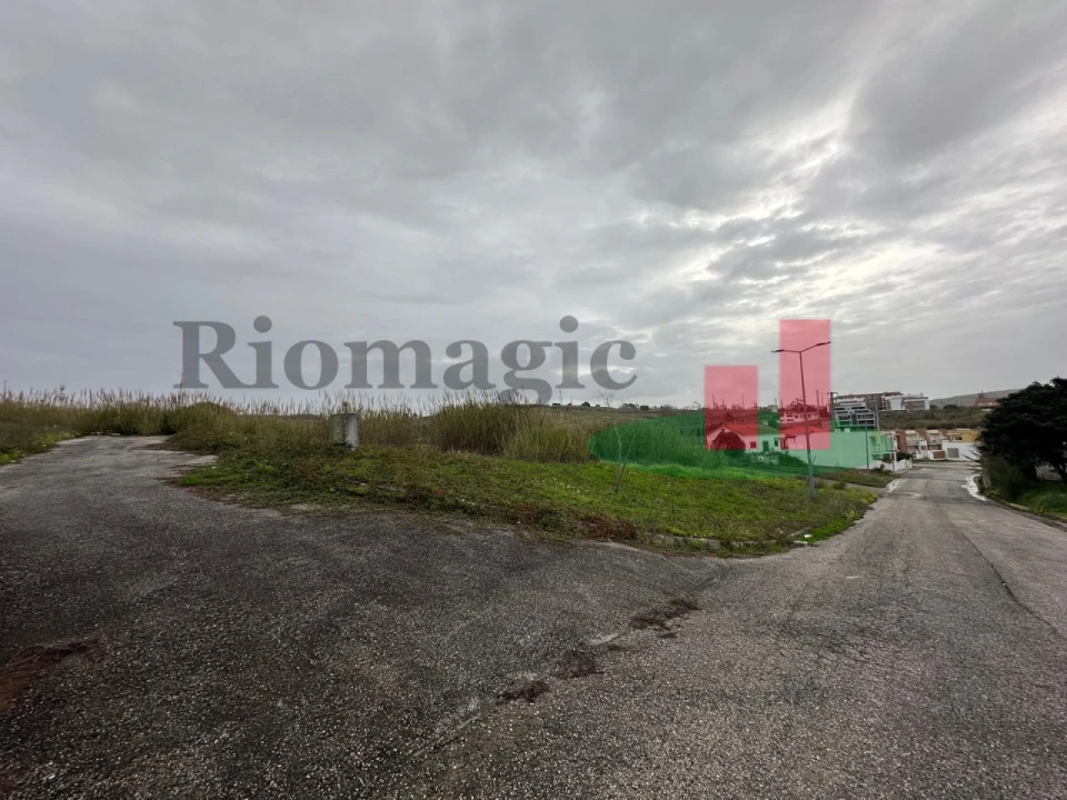 Terreno para Venda em Lourinhã e Atalaia Foto 3