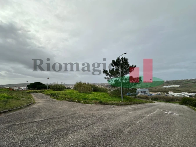 Terreno para Venda em Lourinhã e Atalaia Foto 1