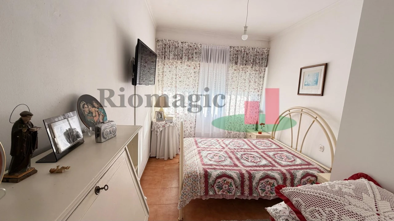 Apartamento T2 para Venda em Rio Maior Foto 17