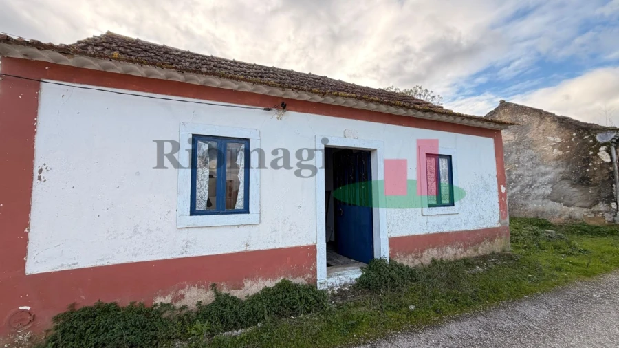 Moradia T1 para Venda em Achete, Azoia de Baixo e Póvoa de Santarém Foto 3