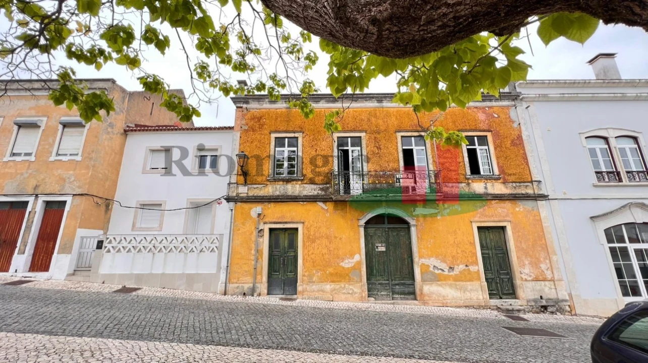 Prédio para Venda em Rio Maior Foto 8