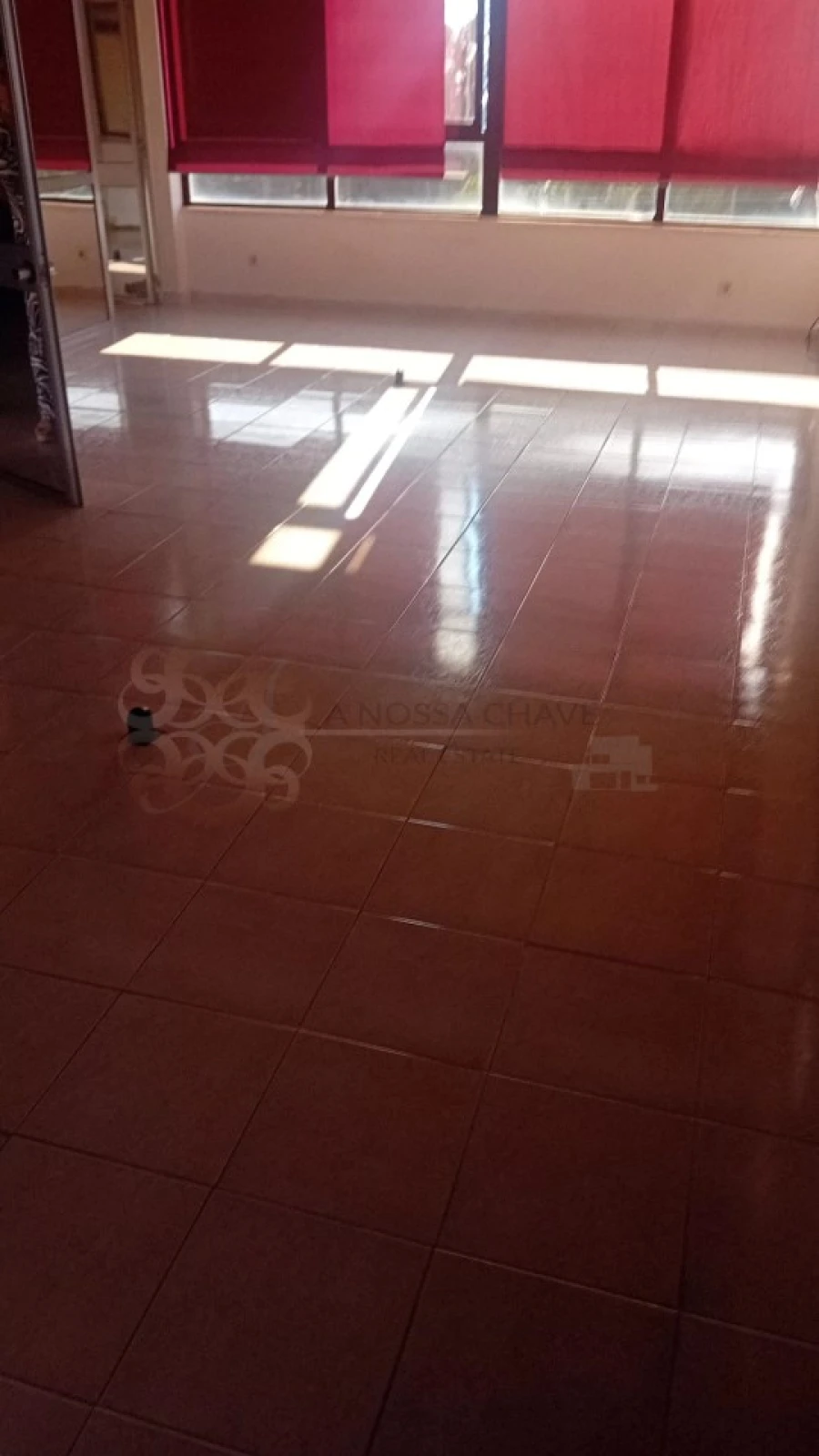 Loja para Arrendamento em Charneca de Caparica e Sobreda Foto 4