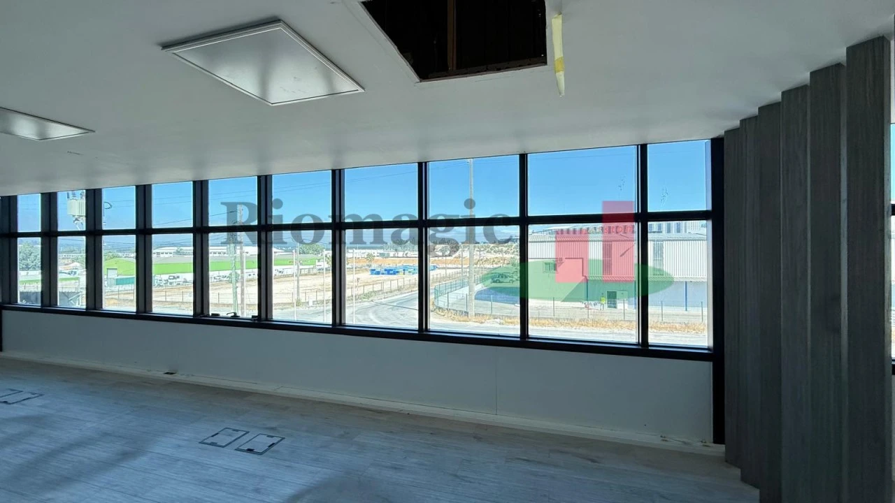 Armazém para Arrendamento em Rio Maior Foto 31