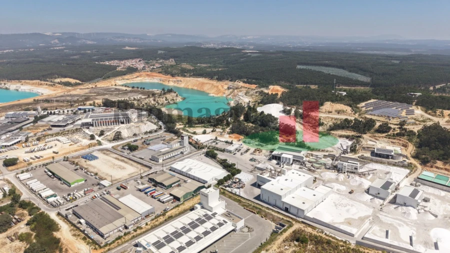 Armazém para Arrendamento em Rio Maior Foto 70