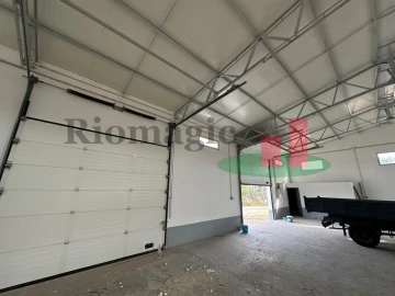 Armazém para Arrendamento em São Sebastião