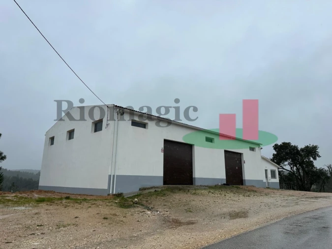 Armazém para Arrendamento em São Sebastião Foto 12