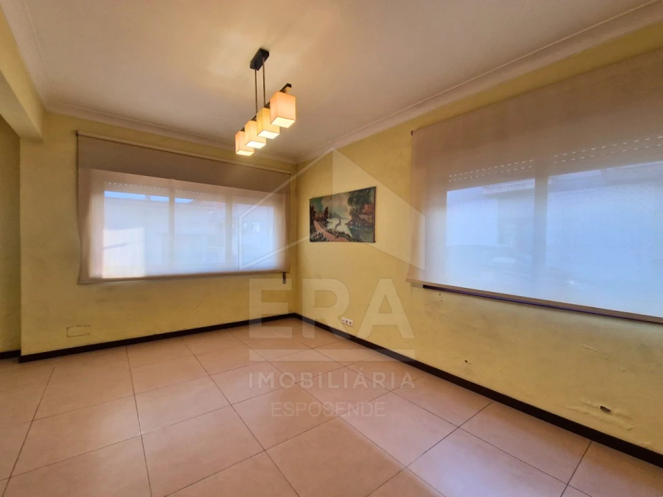 Apartamento T3 para Venda em Darque Foto 2