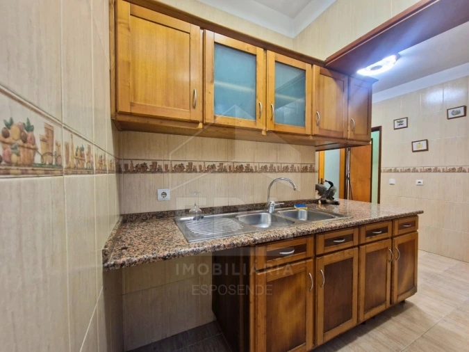 Apartamento T3 para Venda em Darque Foto 5