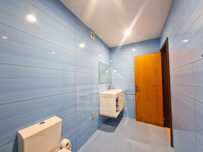 Apartamento T3 para Venda em Darque Foto 14