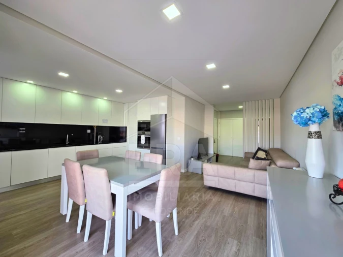 Apartamento T3 para Venda em Chafe Foto 3