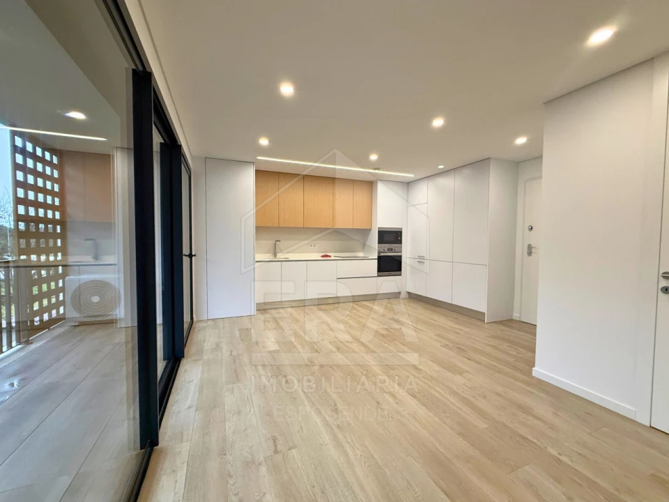 Apartamento T2 para Venda em Darque Foto 1