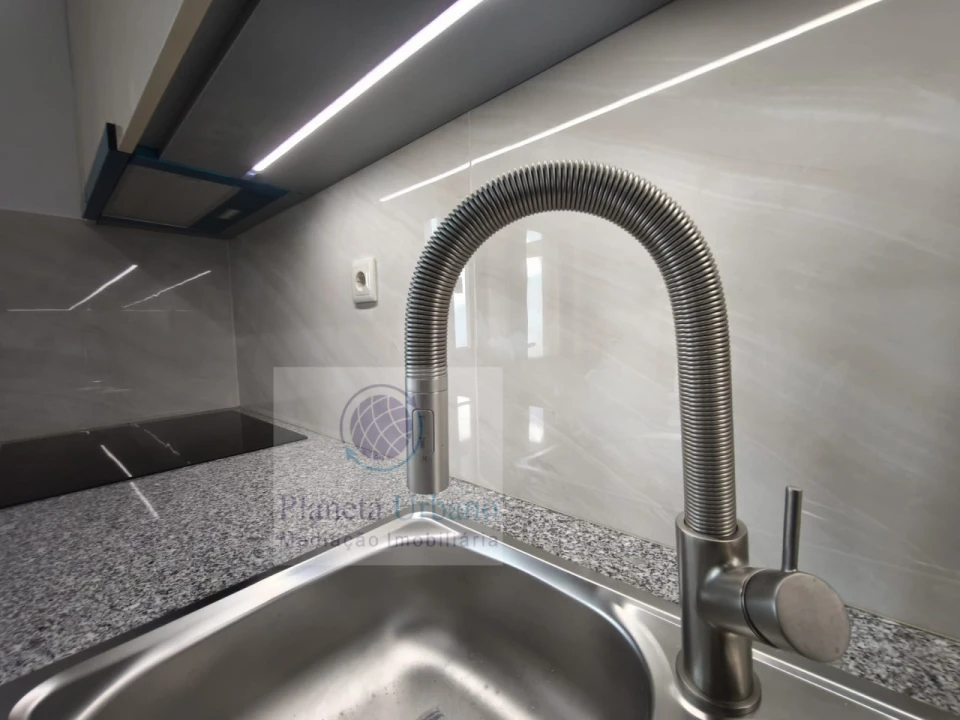 Apartamento T3 para Venda em Cidade da Maia Foto 5