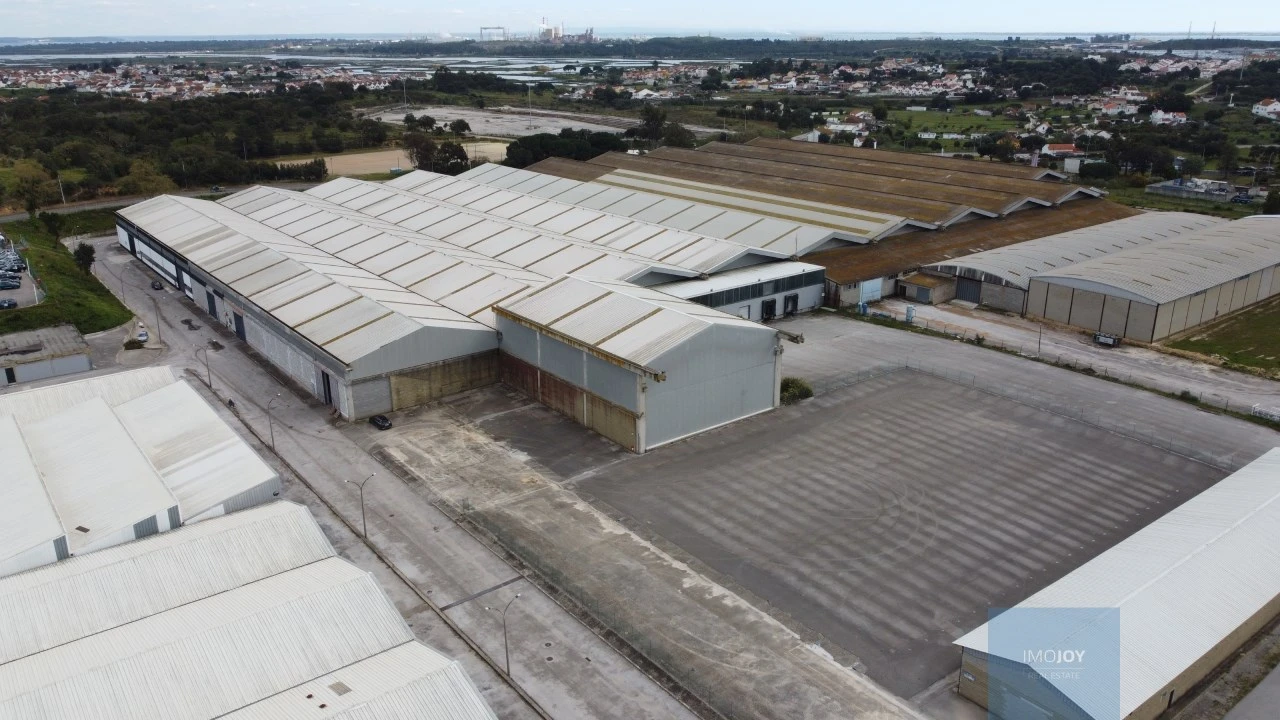 Armazém para Arrendamento em Sado Foto 16
