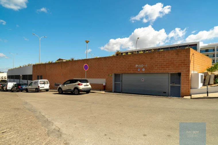 Garagem para Venda em Portimão Foto 14