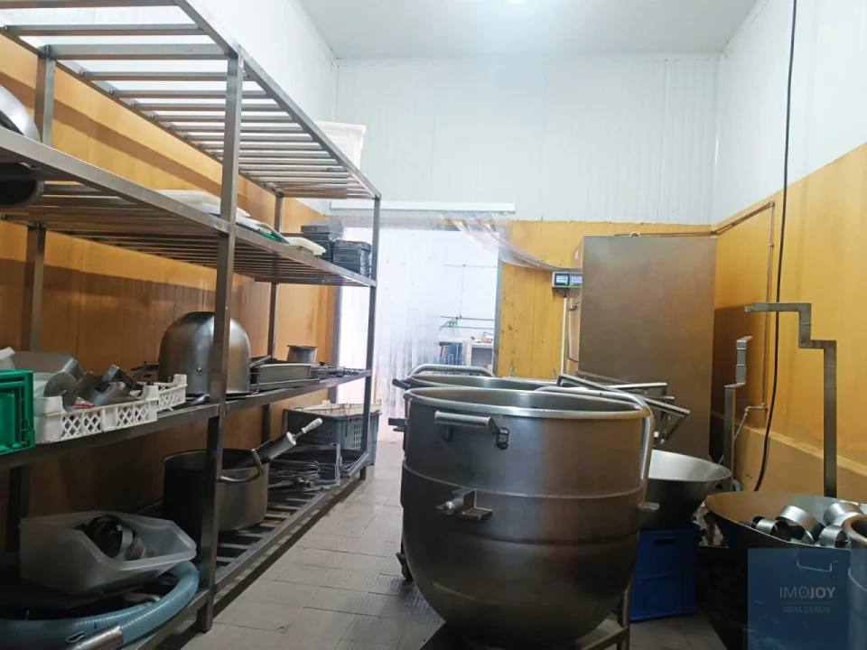 Armazém para Venda em Loures Foto 12