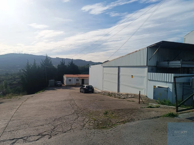 Armazém para Venda em Loures Foto 4