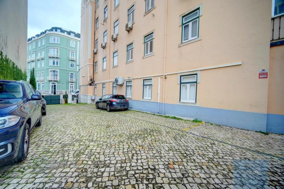 Escritório para Arrendamento em Santo António Foto 22