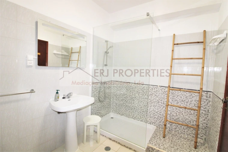 Apartamento T1 para Arrendamento férias em Altura Foto 13