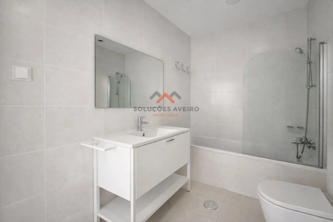 Apartamento T2 para Venda em Esgueira Foto 8