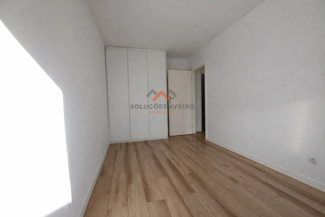 Apartamento T2 para Venda em Esgueira Foto 13