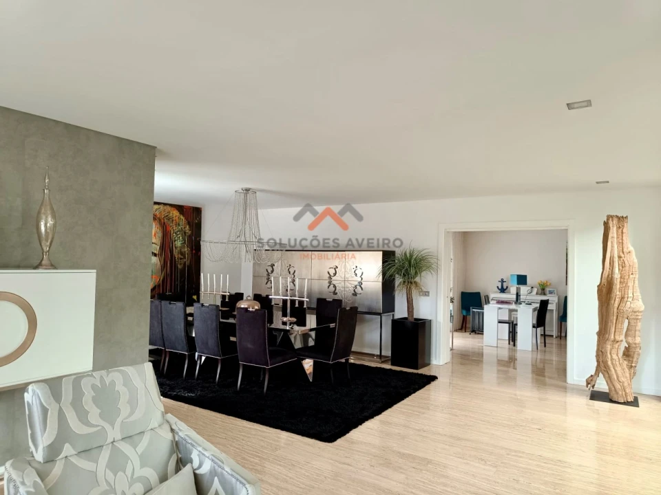 Moradia T5 para Venda em Oliveira do Bairro Foto 21