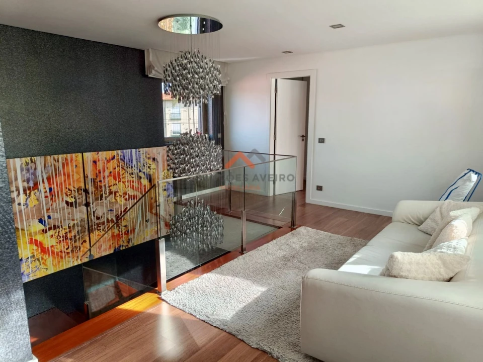 Moradia T5 para Venda em Oliveira do Bairro Foto 42