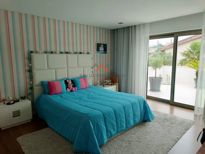 Moradia T5 para Venda em Oliveira do Bairro Foto 23