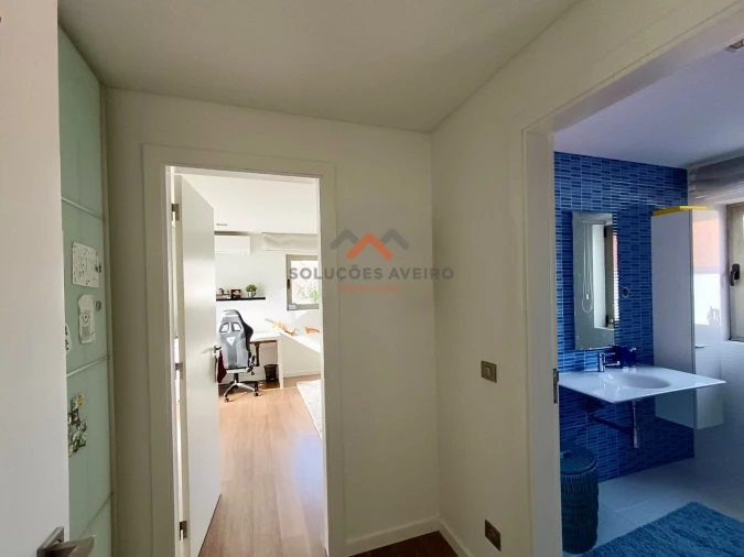 Moradia T5 para Venda em Oliveira do Bairro Foto 31