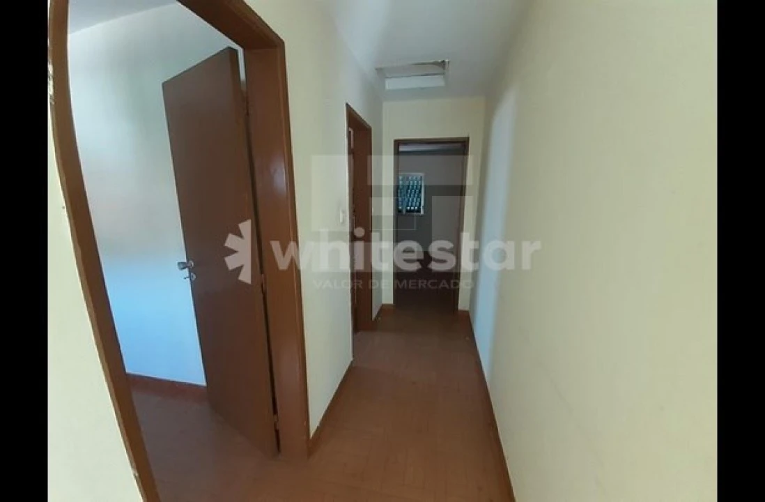 Moradia T2 para Venda em Canas de Senhorim Foto 8