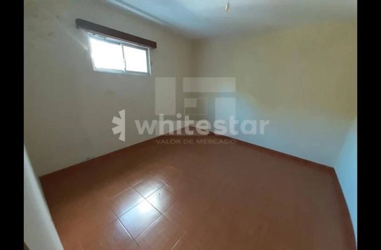 Moradia T2 para Venda em Canas de Senhorim Foto 7