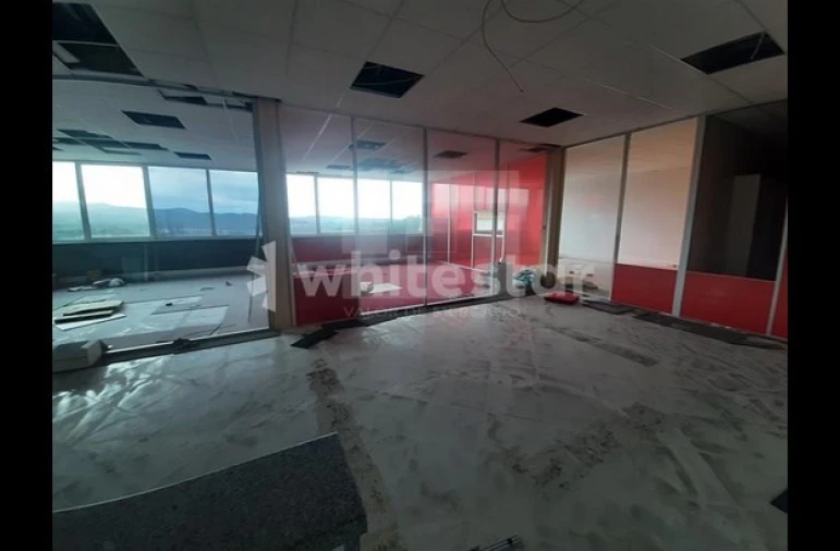 Armazém para Venda em Oliveira de Frades, Souto de Lafões e Sejães Foto 4