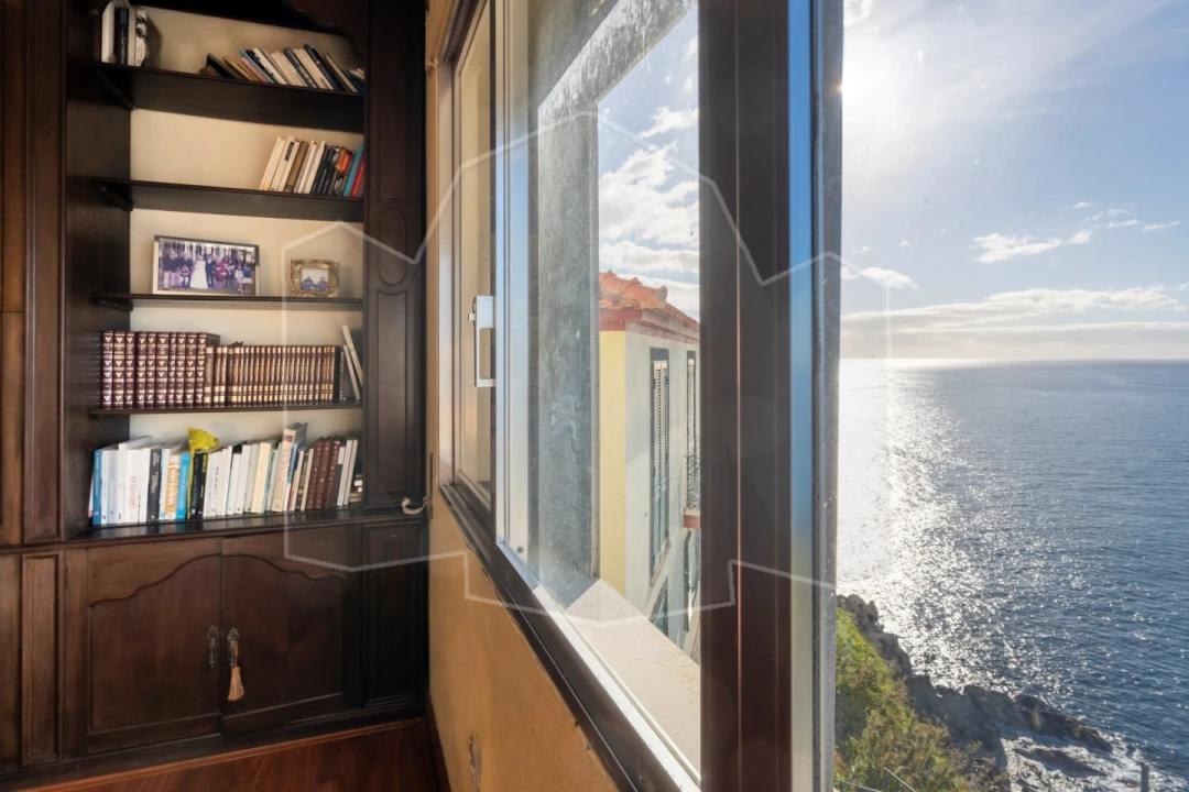 Moradia T7 para Venda em Funchal (Santa Maria Maior) Foto 12