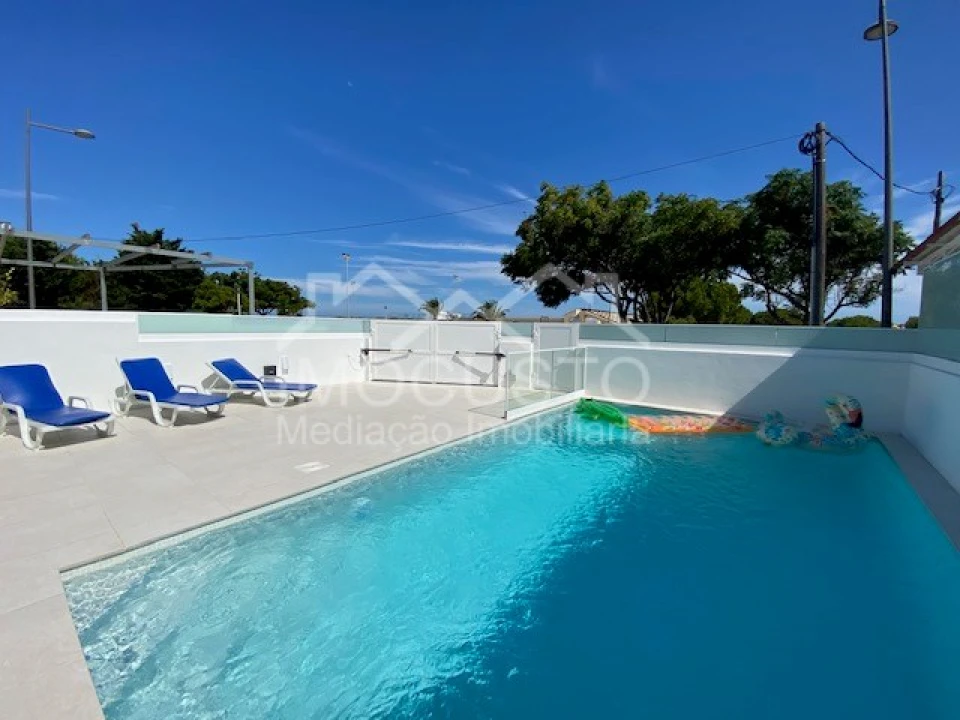 Moradia T4 para Arrendamento férias em Altura Foto 3