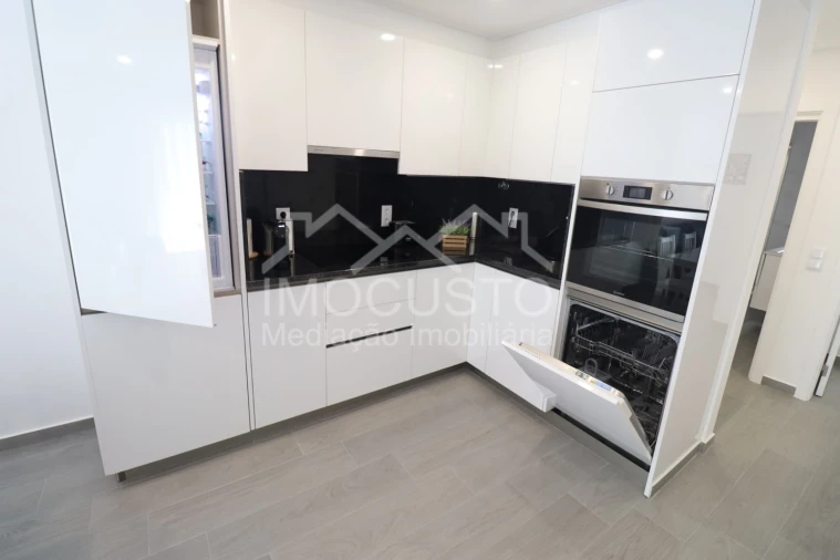 Apartamento T2 para Arrendamento férias em Monte Gordo Foto 8