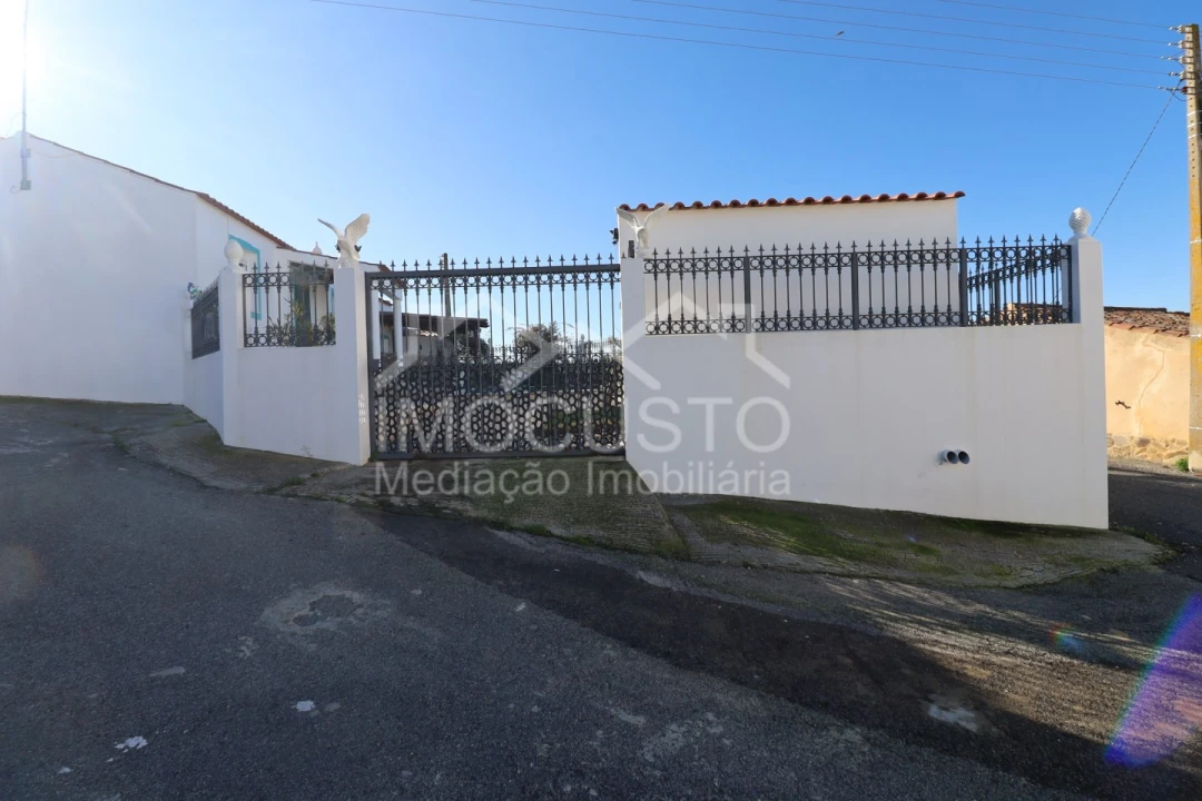 Quinta T3 para Venda em Odeleite Foto 37