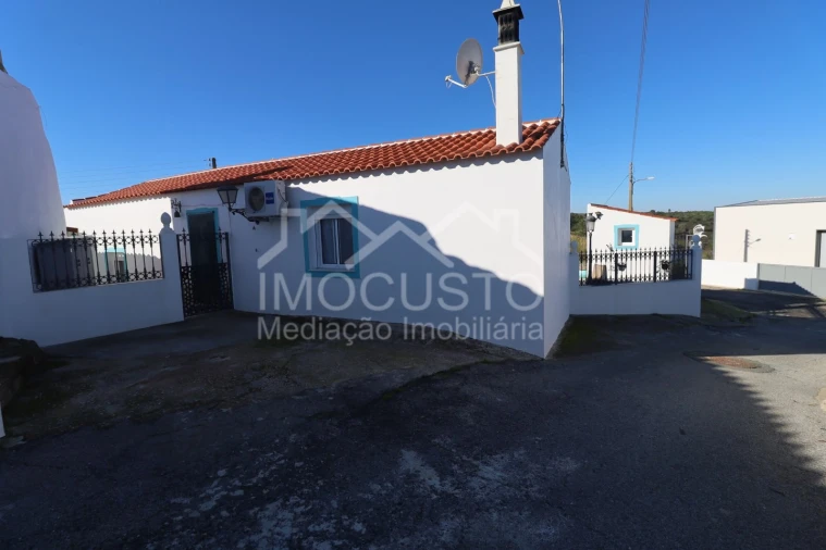 Quinta T3 para Venda em Odeleite Foto 36