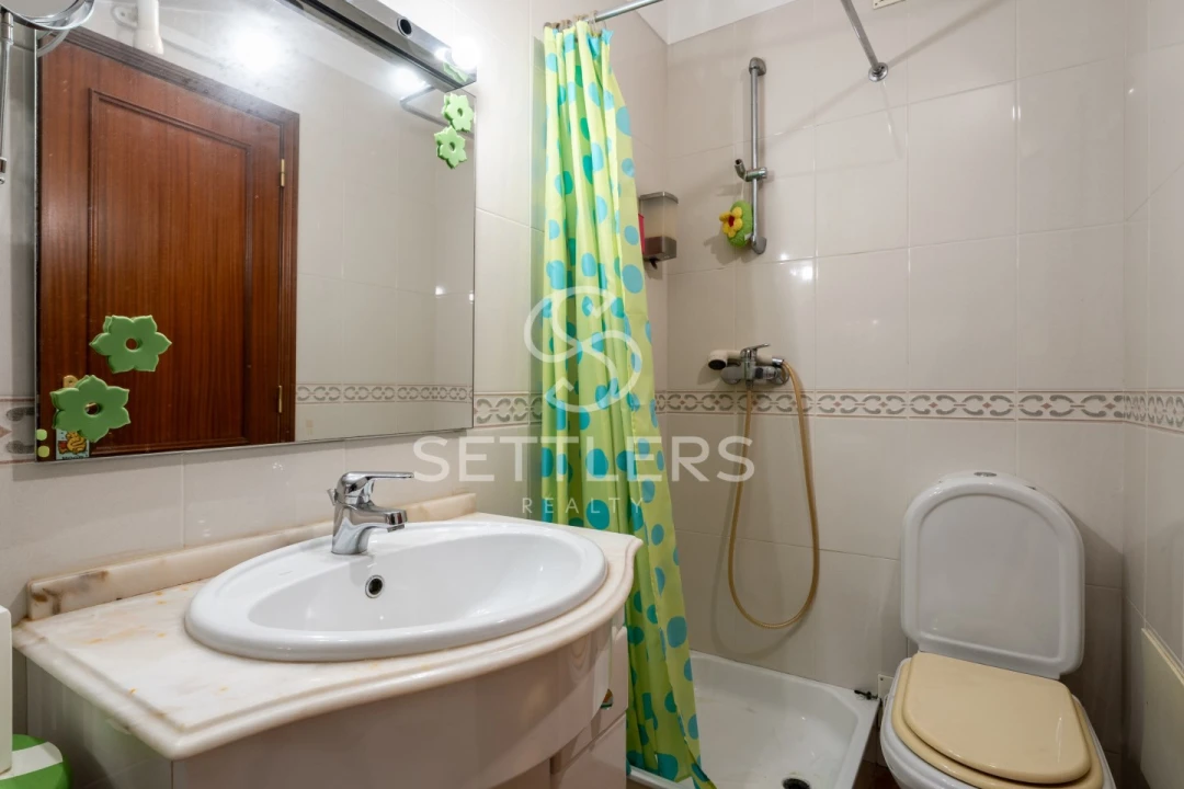 Apartamento T2 para Venda em Carcavelos e Parede Foto 35