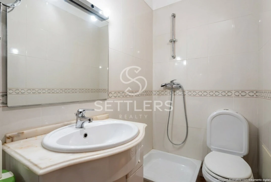 Apartamento T2 para Venda em Carcavelos e Parede Foto 36