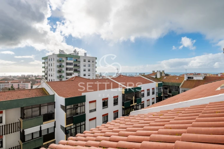 Apartamento T2 para Venda em Carcavelos e Parede Foto 34