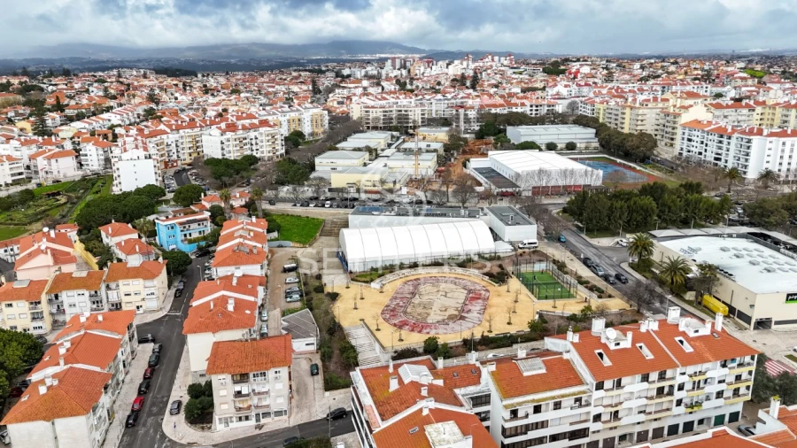 Apartamento T2 para Venda em Carcavelos e Parede Foto 43