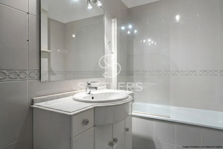 Apartamento T2 para Venda em Carcavelos e Parede Foto 21