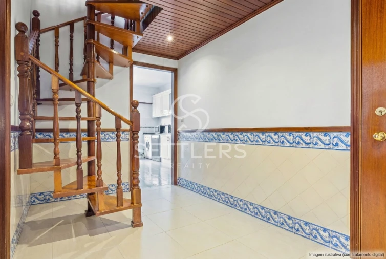 Apartamento T2 para Venda em Carcavelos e Parede Foto 30