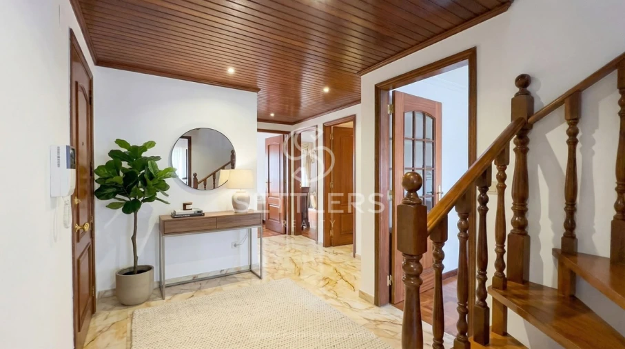 Apartamento T2 para Venda em Carcavelos e Parede Foto 21