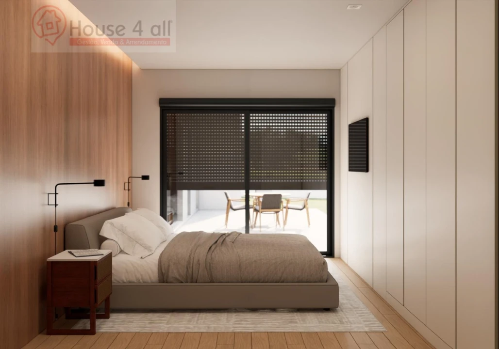 Moradia T3 para Venda em Salir de Matos Foto 5