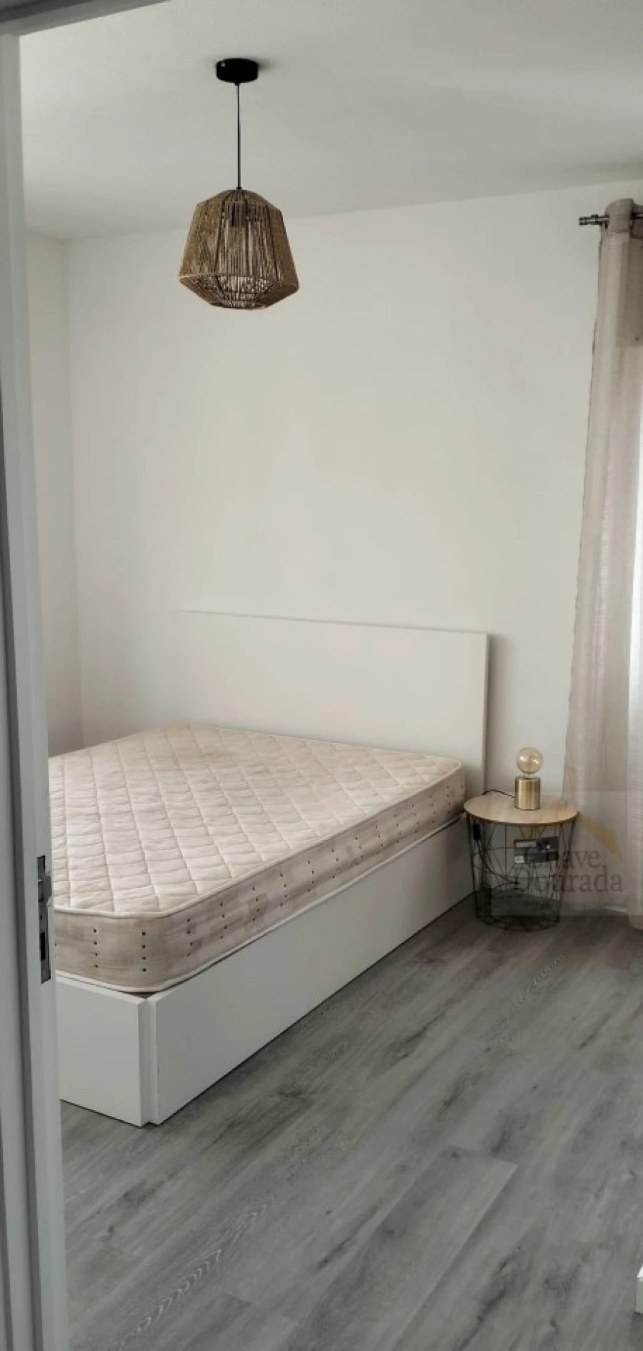 Apartamento T1 para Arrendamento em Santo Antonio dos Olivais Foto 4