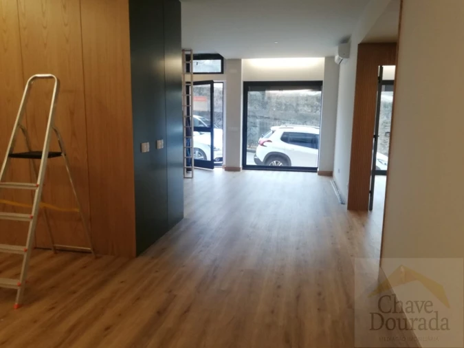 Apartamento T1 para Venda em Sé Nova, Santa Cruz, Almedina e São Bartolomeu Foto 4