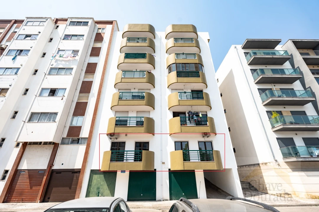 Apartamento T2 para Venda em Santa Clara e Castelo Viegas Foto 31