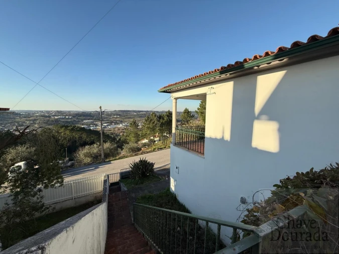 Moradia T3 para Venda em Eiras e São Paulo de Frades Foto 11